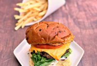 Effortlessly Juicy Air Fryer Cheeseburgers