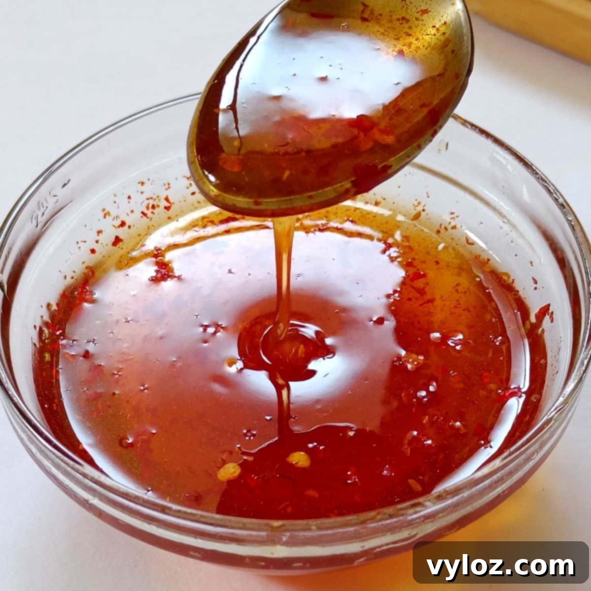 Make Your Own Sweet Heat Honey 1 featured 14914