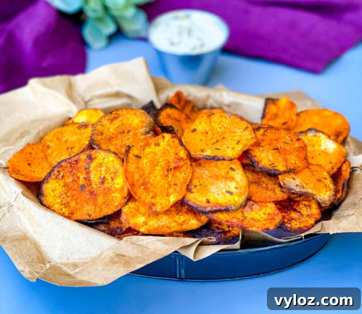 Crispy Air Fryer Sweet Potato Chips 1 featured 20727