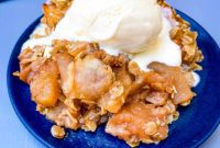 Deliciously Crunchy Sugar-Free Apple Crisp
