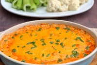 Easy Slow Cooker Buffalo Chicken Dip