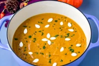 Quick Creamy Pumpkin Soup with Canned Pumpkin