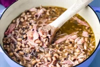 Classic Southern Black Eyed Peas and Smoked Turkey