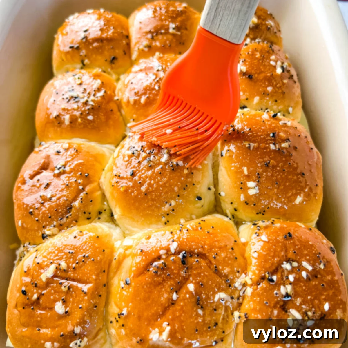 Cheesy Turkey Sliders 1 featured 36391