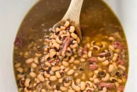 No-Soak Slow Cooker Smoked Turkey Black Eyed Peas