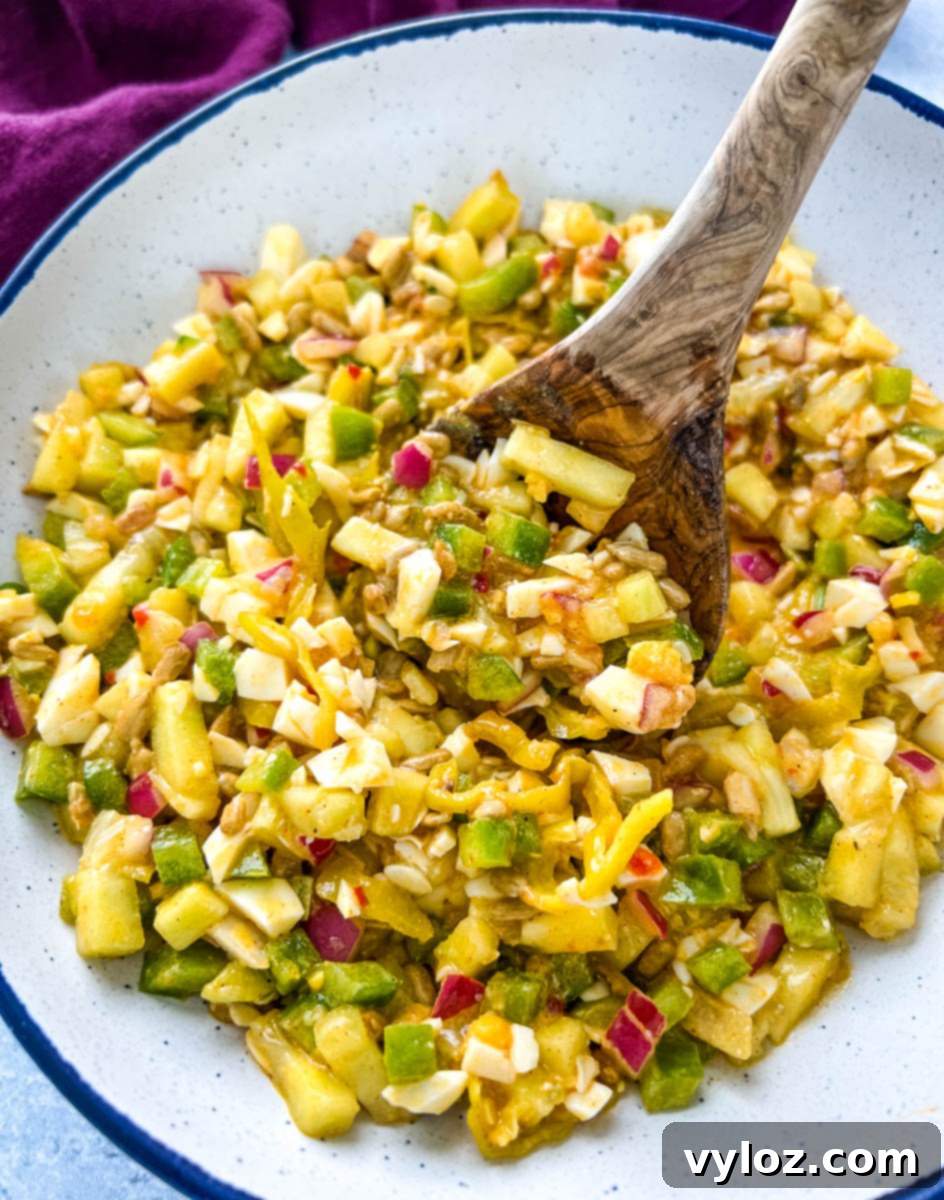 Your Go-To Hot Girl Summer Salad 1 featured 40848