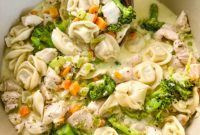 Velvety Chicken Alfredo Tortellini Soup