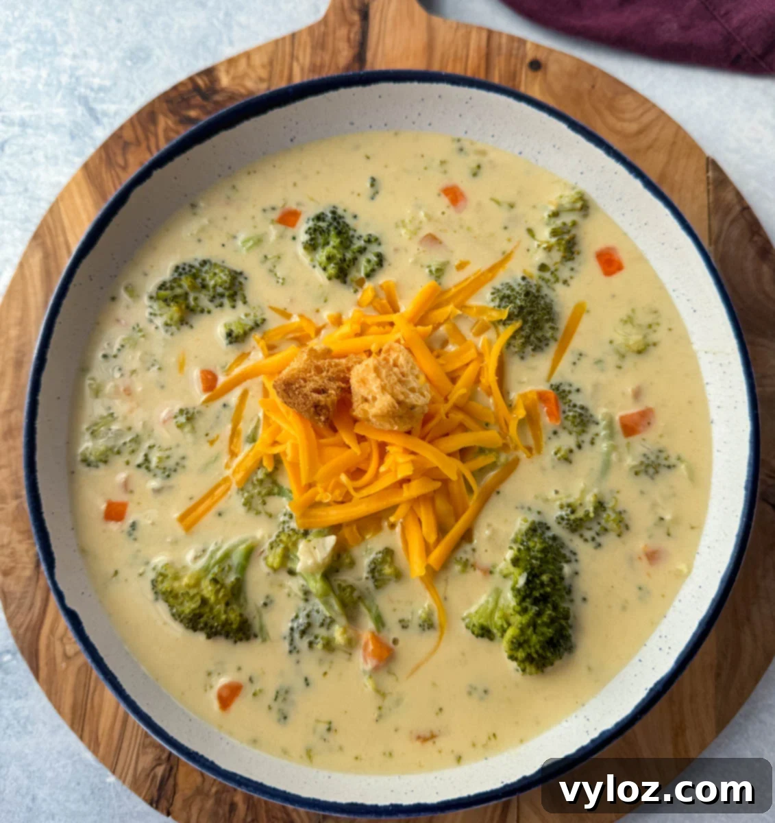 Velvety Broccoli Cheddar Soup 1 featured 58544