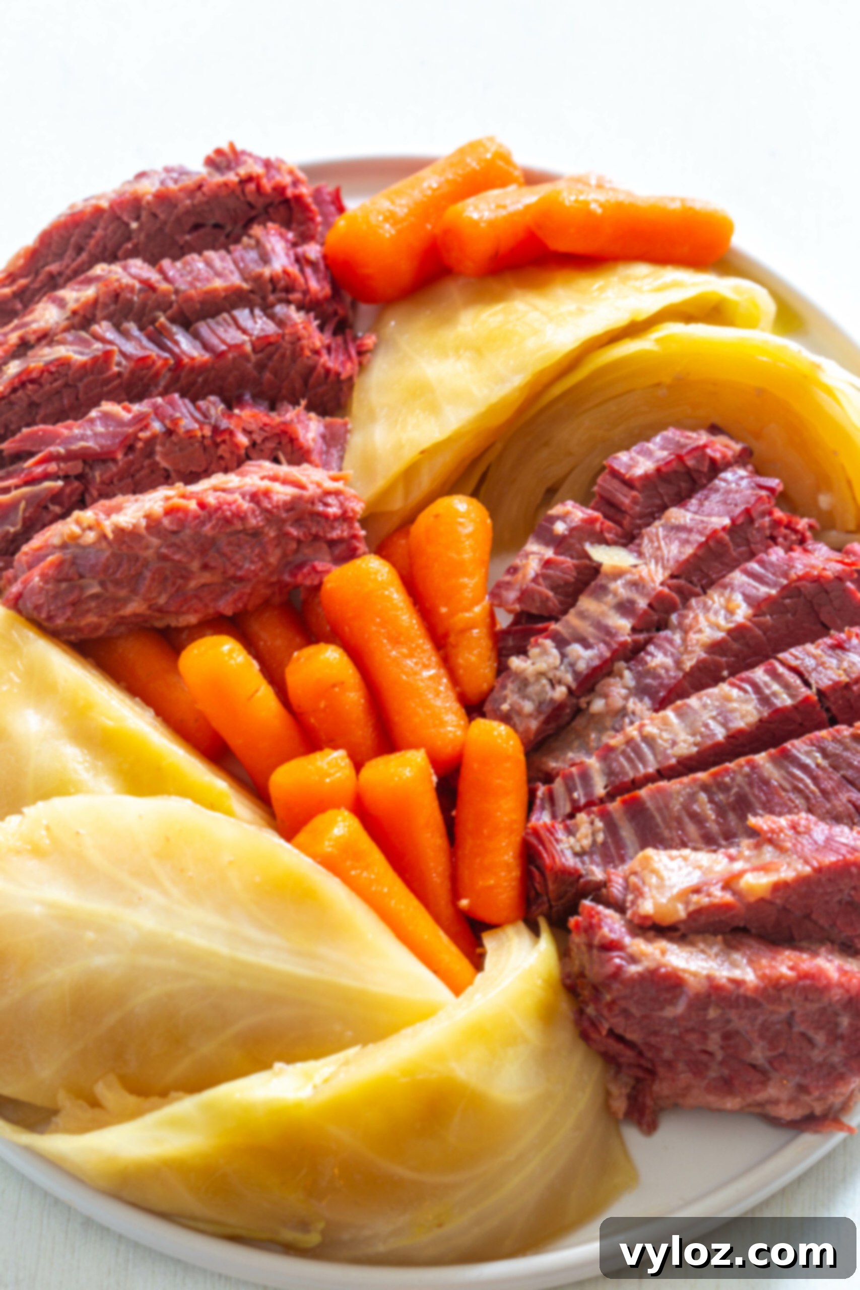 Instant Pot Corned Beef and Cabbage 1 featured 7255