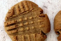 Simple Keto Peanut Butter Cookies