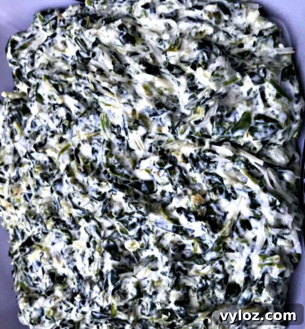 Simple Keto Creamy Garlic Spinach 1 featured 831