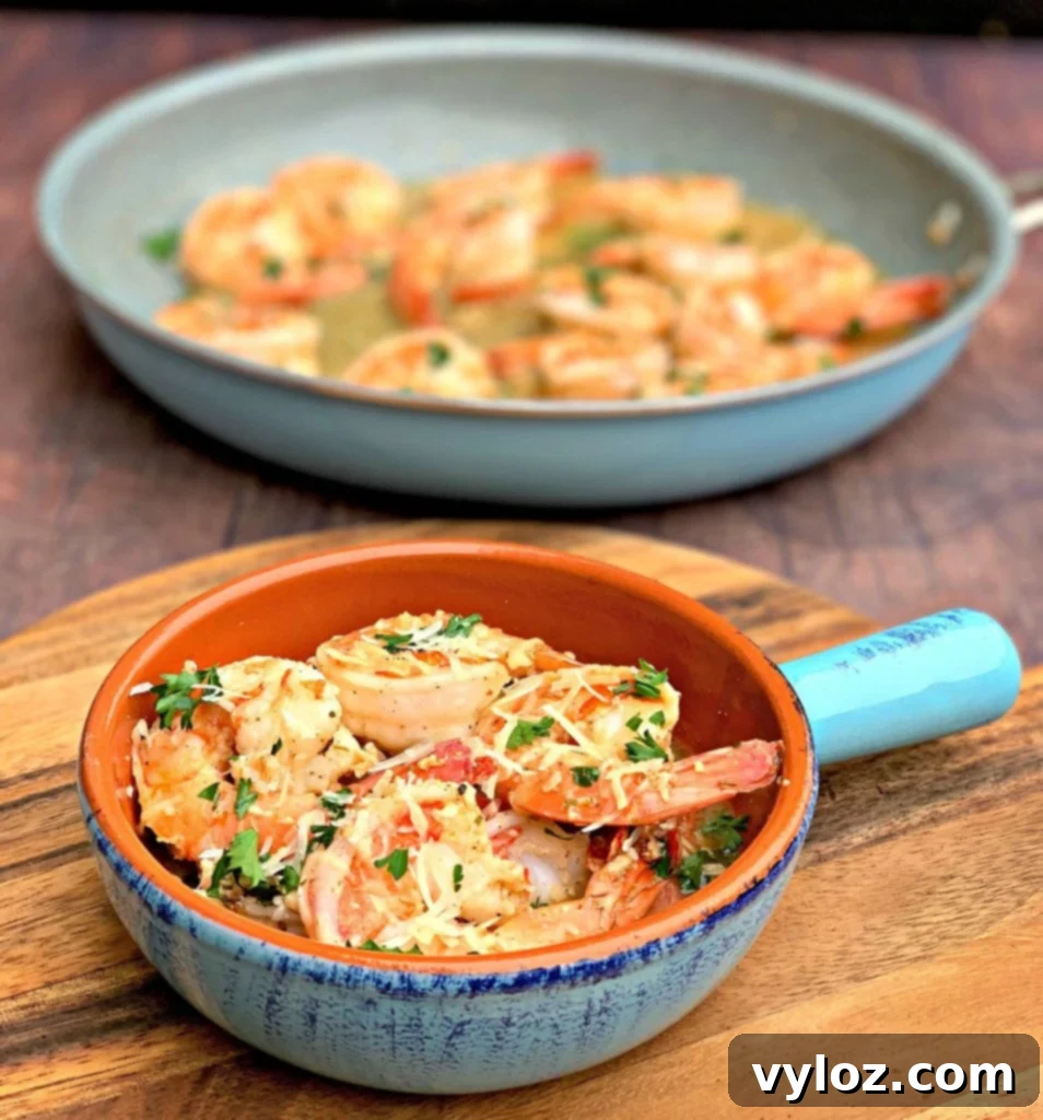 Homemade Red Lobster Garlic Shrimp Scampi 9 red lobster shrimp scampi in a pan