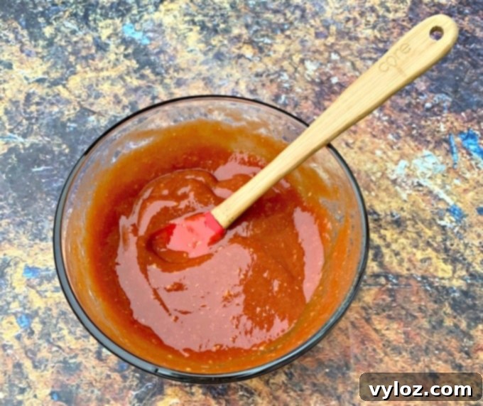 Sugar-Free Homemade Keto Cocktail Sauce 2 keto low carb homemade cocktail sauce in a glass bowl