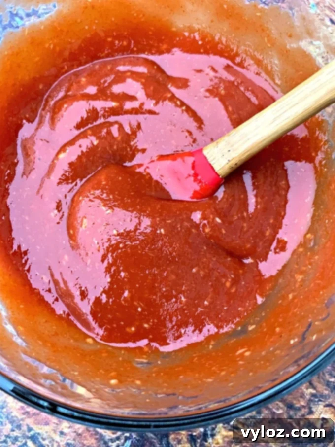 Sugar-Free Homemade Keto Cocktail Sauce 7 keto low carb homemade cocktail sauce in a glass bowl