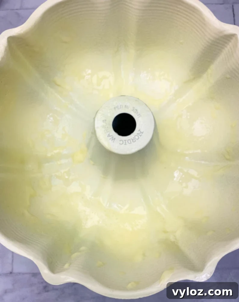 greased bundt pan