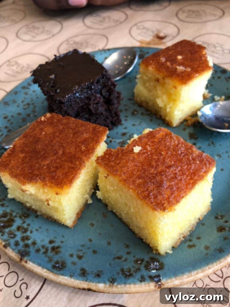 Mini dessert cakes and shots served after dinner